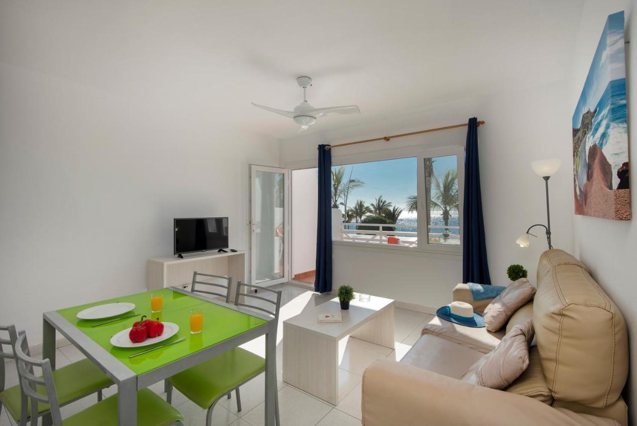 Superior Apartment Frontline Sea View