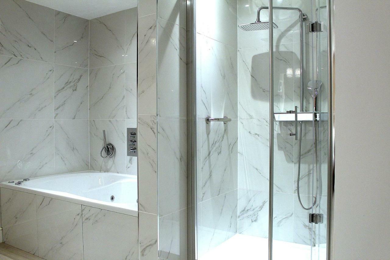 Signature-Suite mit Whirlpool
