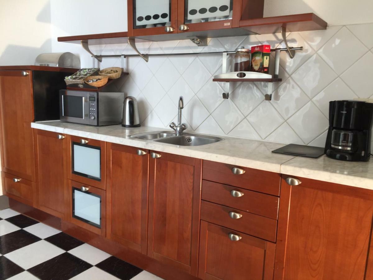 Three-Bedroom Apartment,1400591414:JPEG