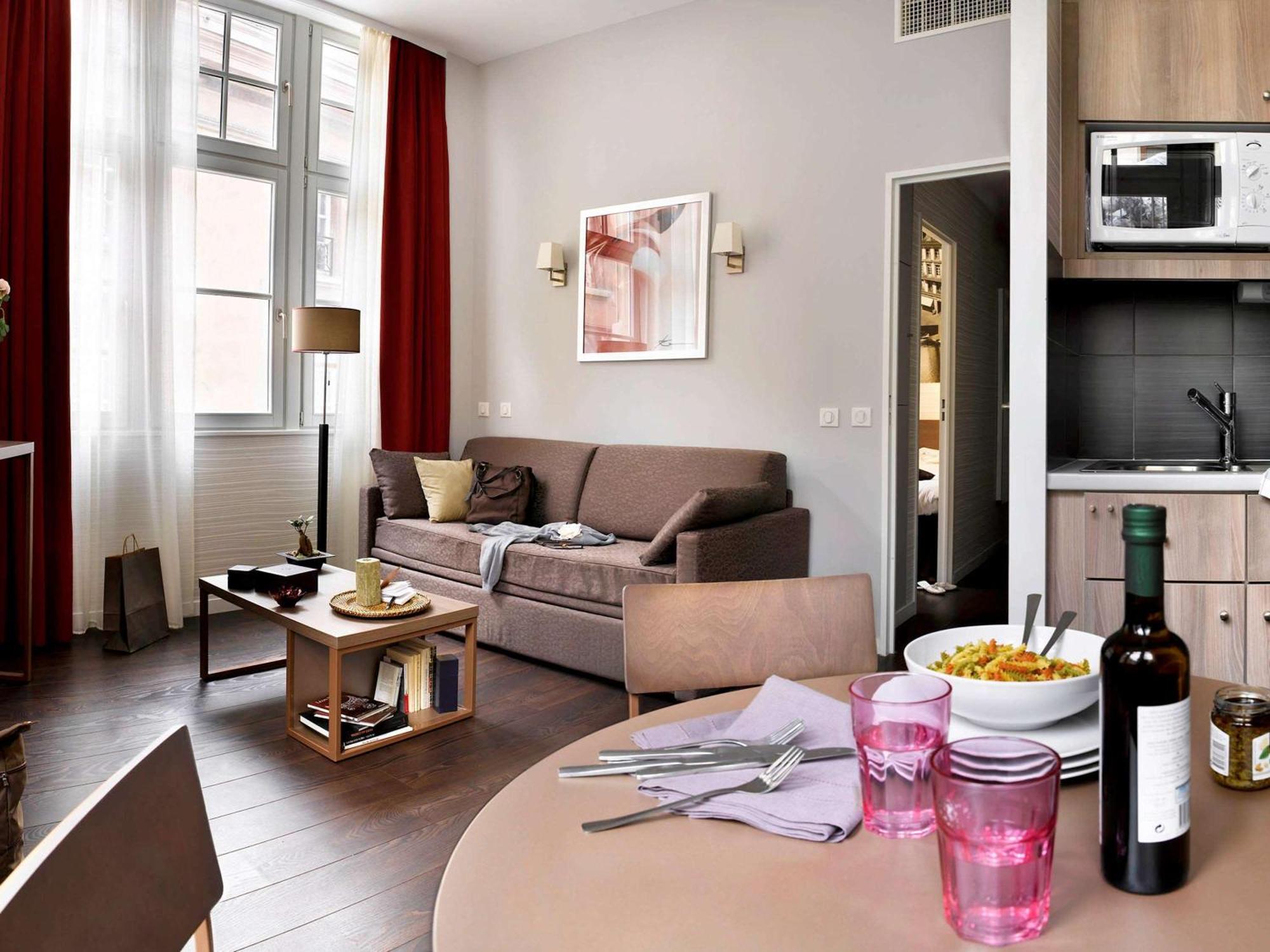 One-Bedroom Apartment (4 Adults)