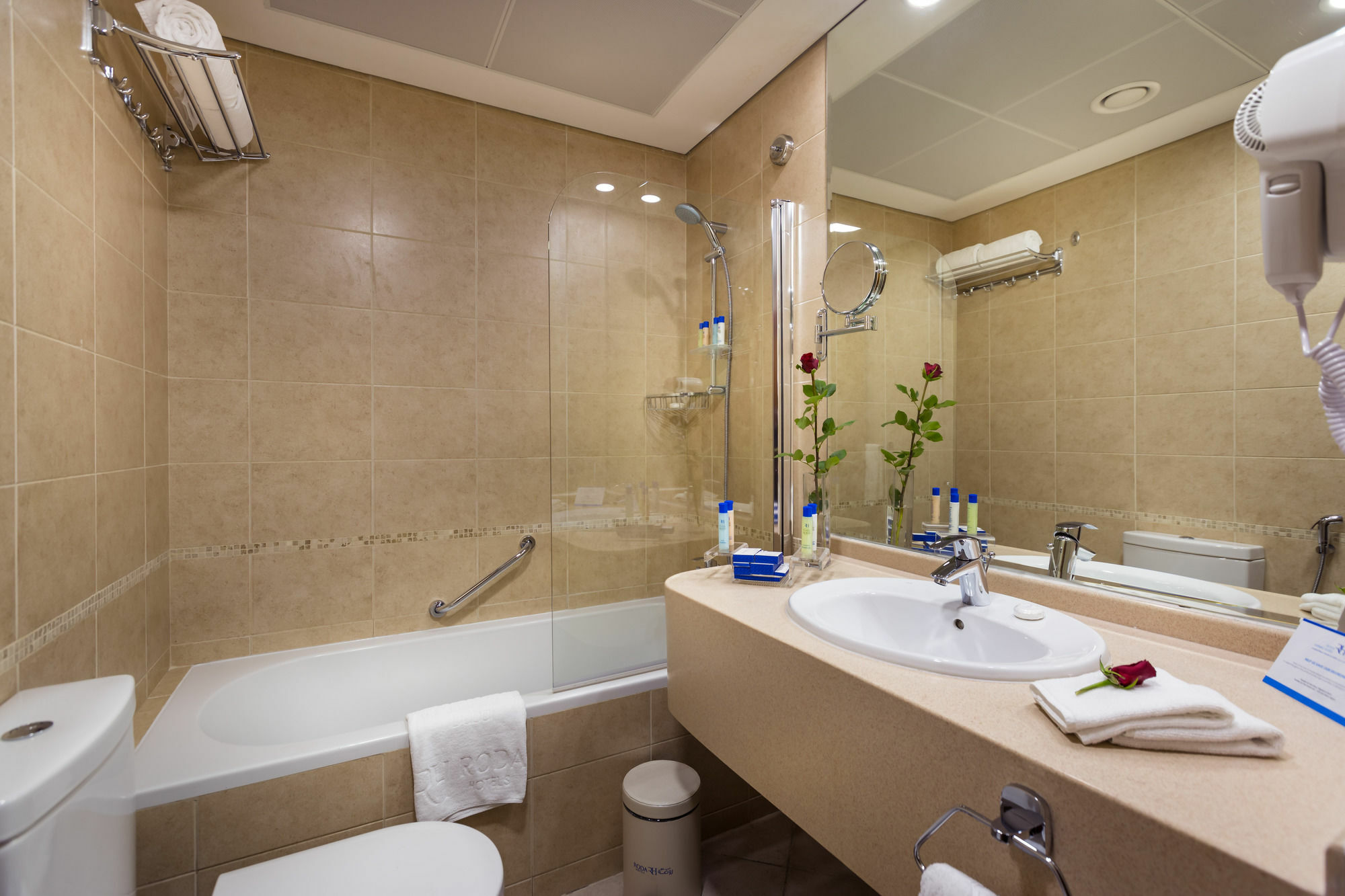 Deluxe One-Bedroom Suite