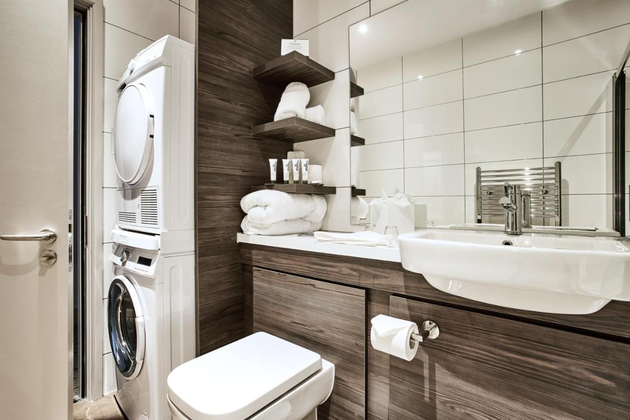 One-Bedroom Apartment,929981242:JPEG