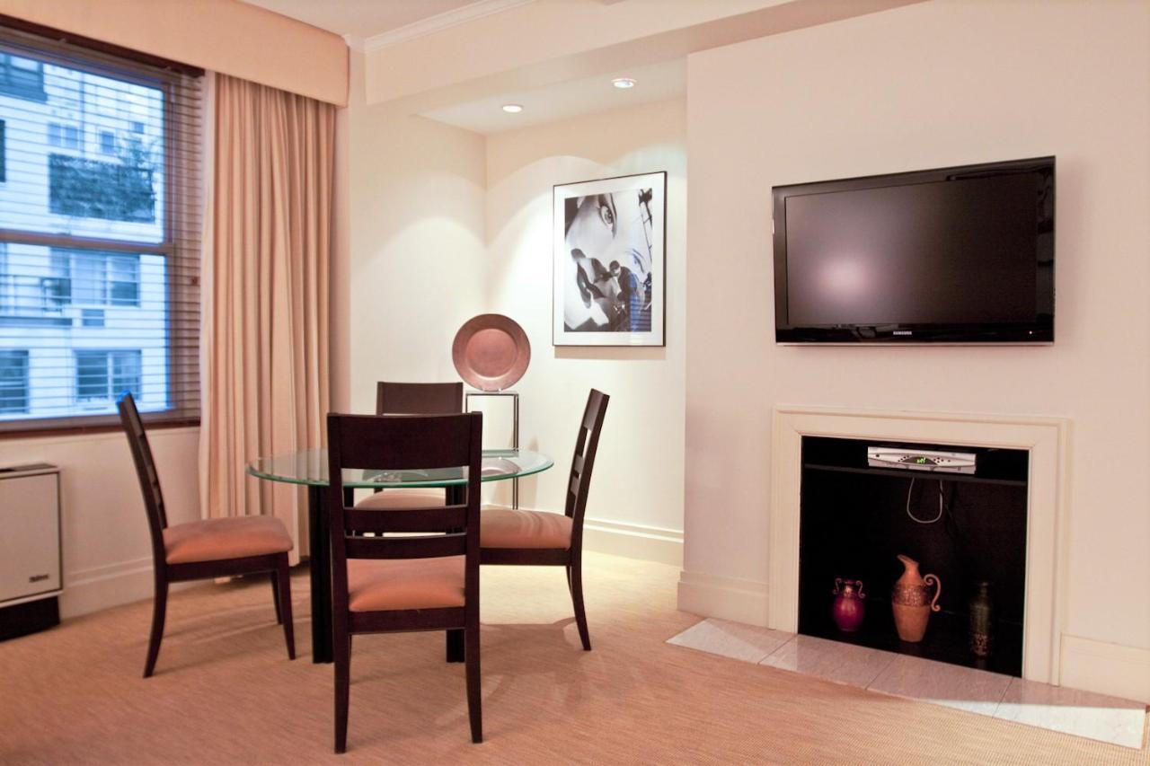 One-Bedroom King Suite,937848904:JPEG