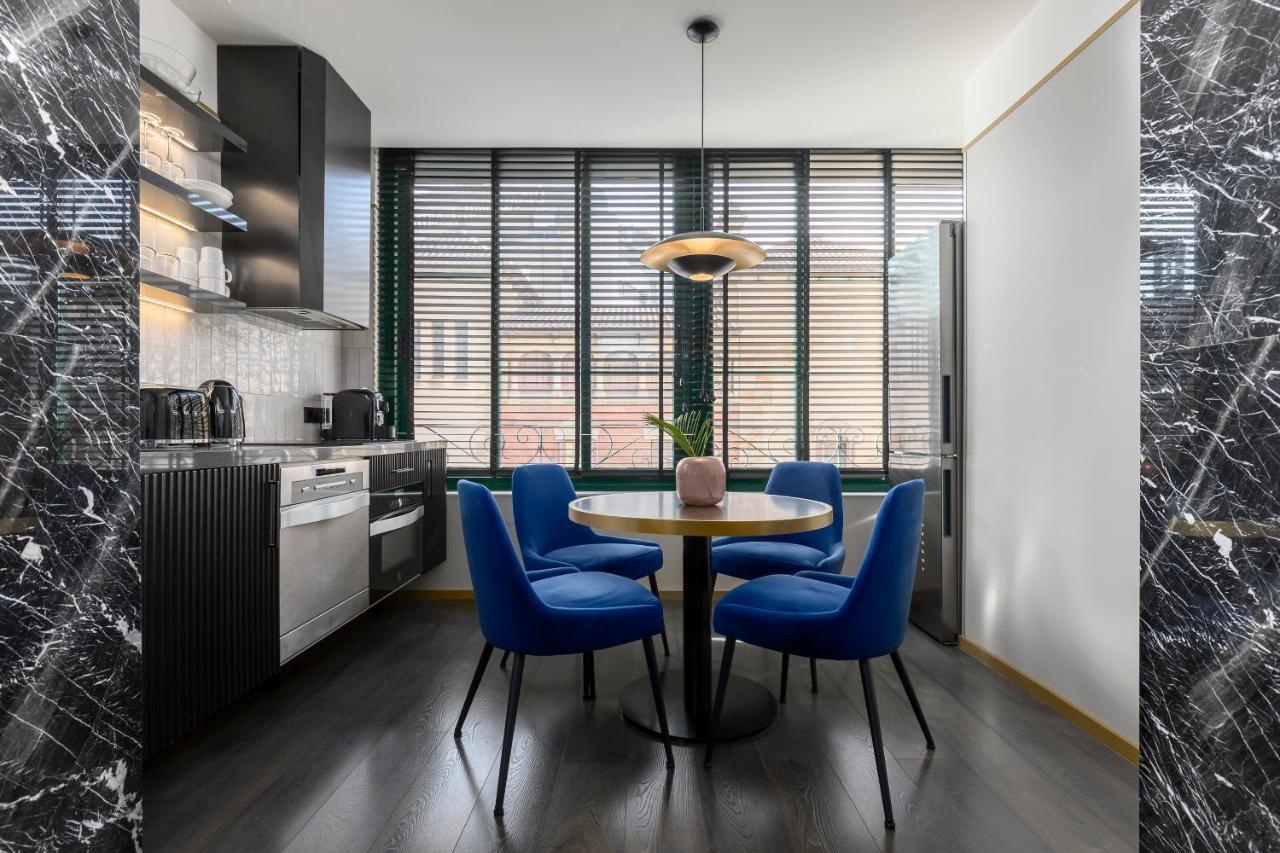 Two-Bedroom Apartment,968962507:JPEG