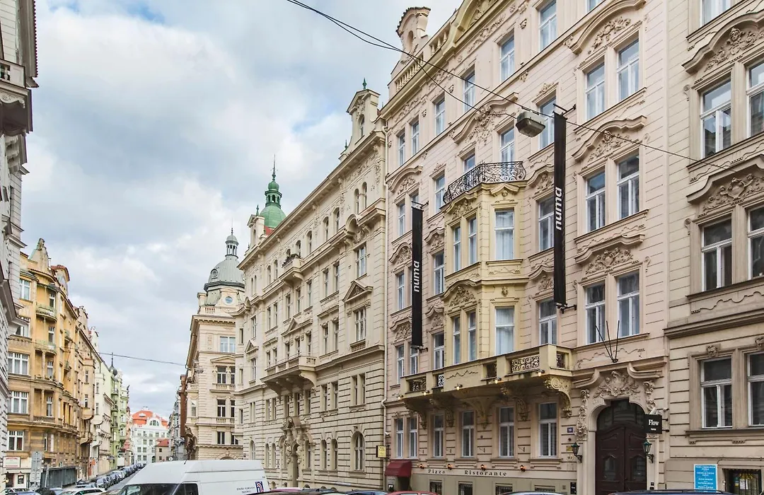 Numa Prague Flow-1