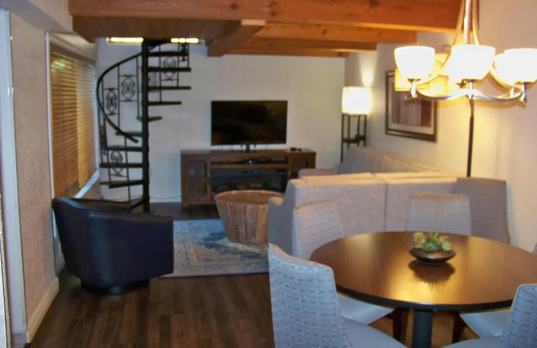 Sandstone Creek Club Condominiums-1