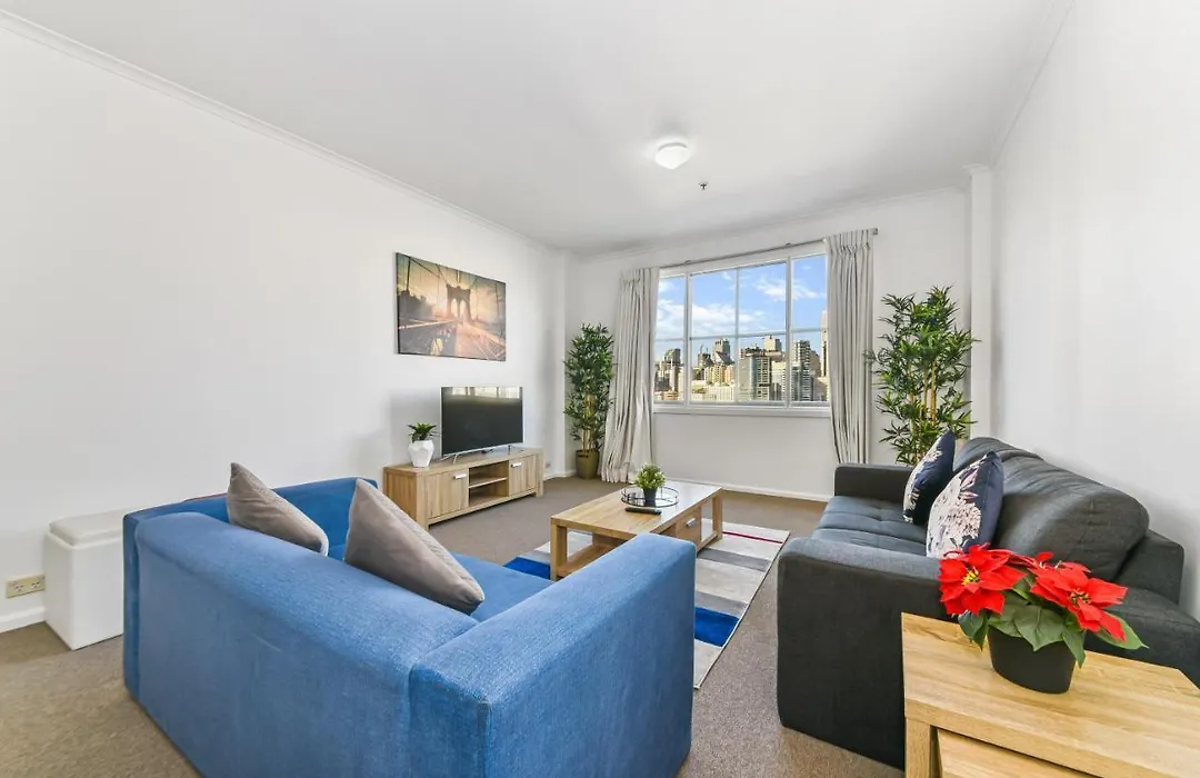 Goldsbrough 2 Bedrooms Split Apartment-1
