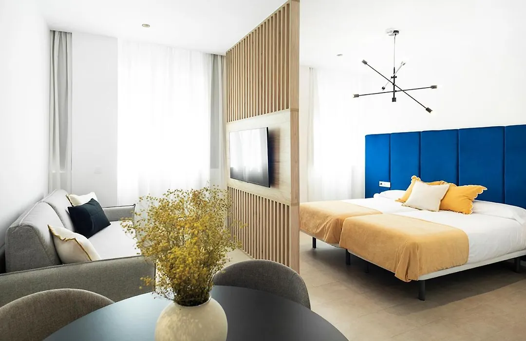 Blanq Marina Suites-1