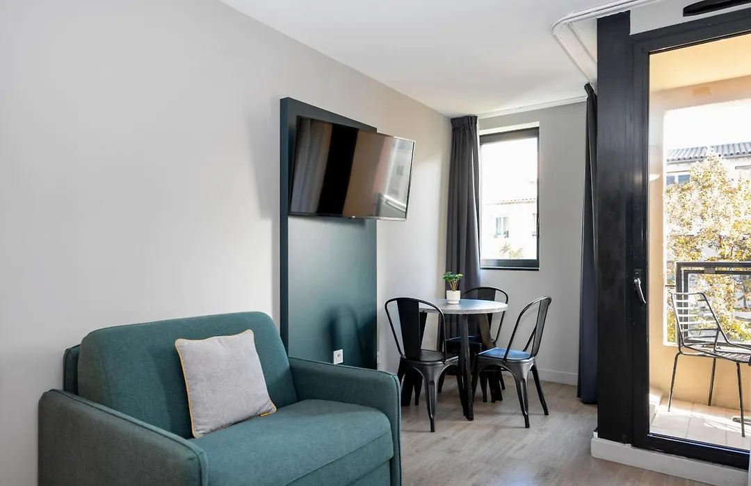 Staycity Aparthotels Marseille Centre Vieux Port-1
