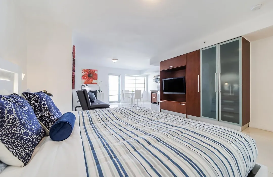 Strand Ocean Drive Suites-1