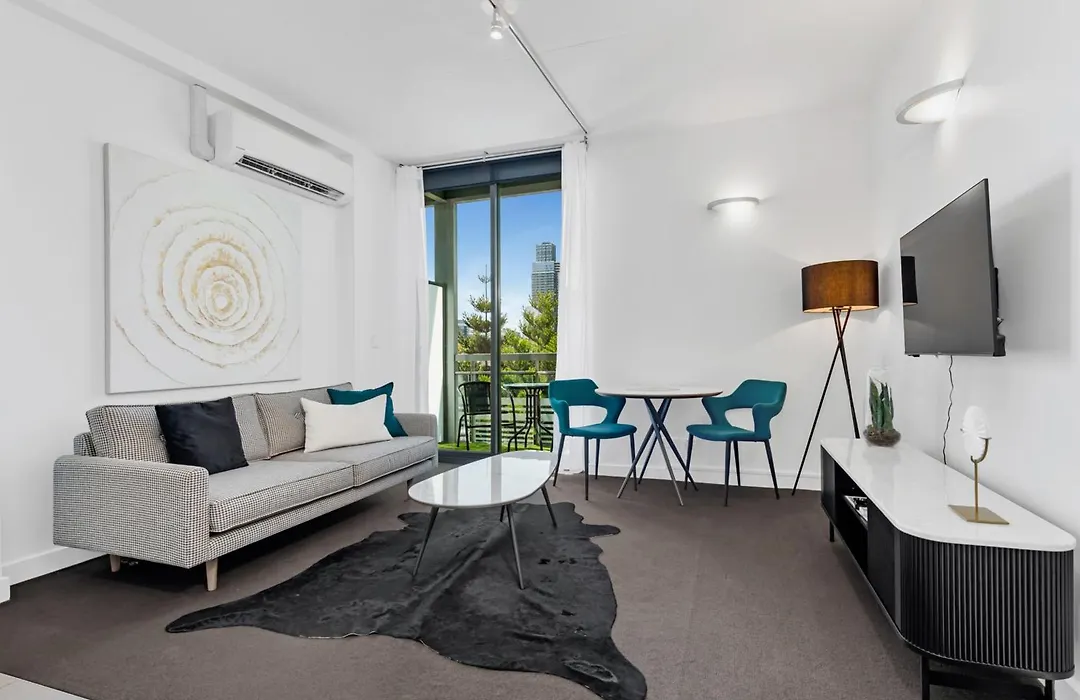 Docklands Private Collection - City Harbour Apartments-1