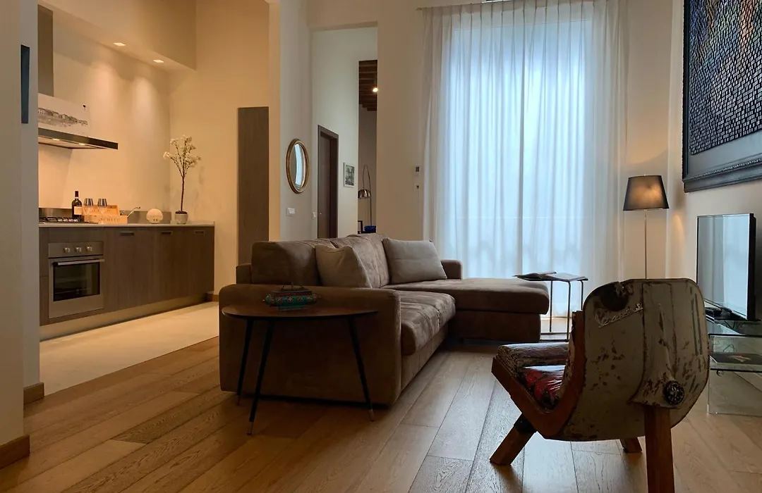Florence Art Apartments-1