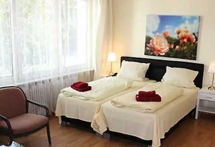 Apartment-Hotel-Dahlem-1
