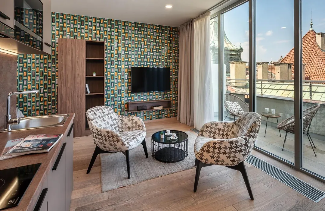 Vn17 Rooftop Suites By Adrez-1