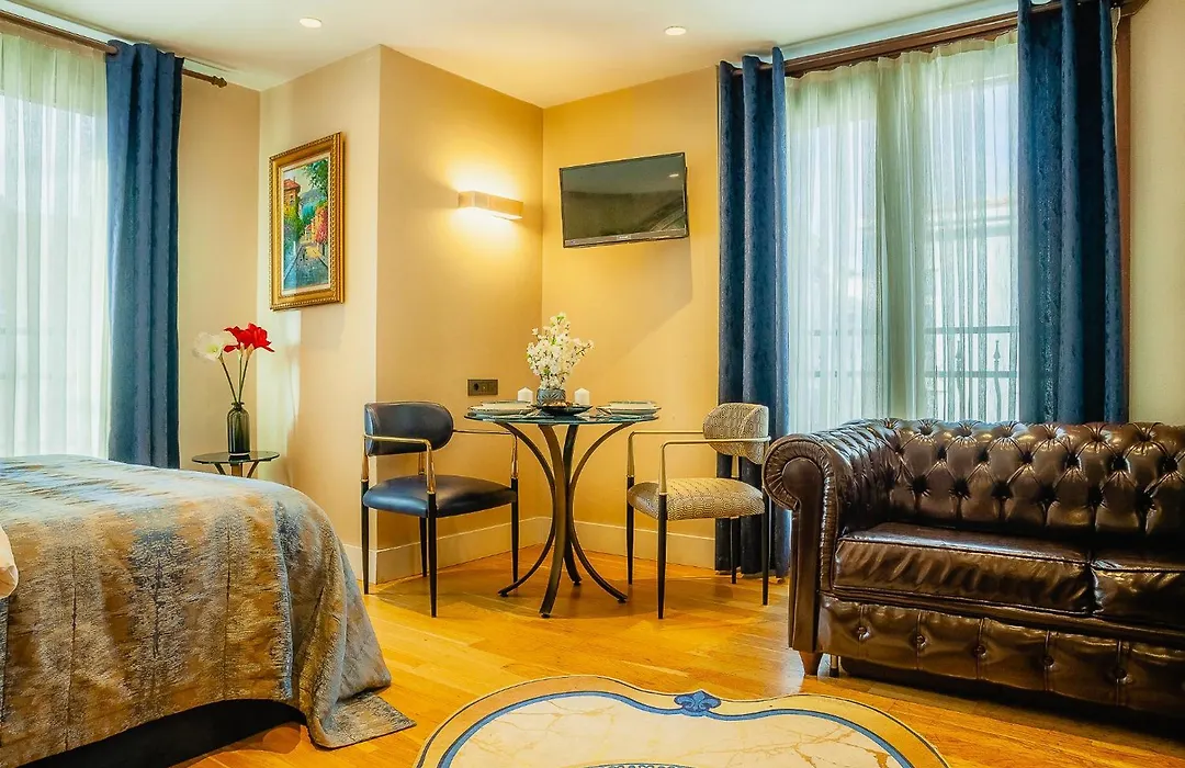 Lord Morgan & Exclusive Design Residence Cihangir-1