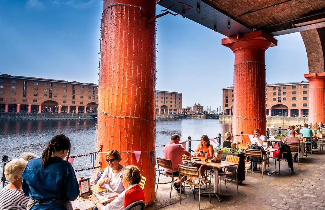 Epic Seel Street Apartments - Liverpool City Centre-1