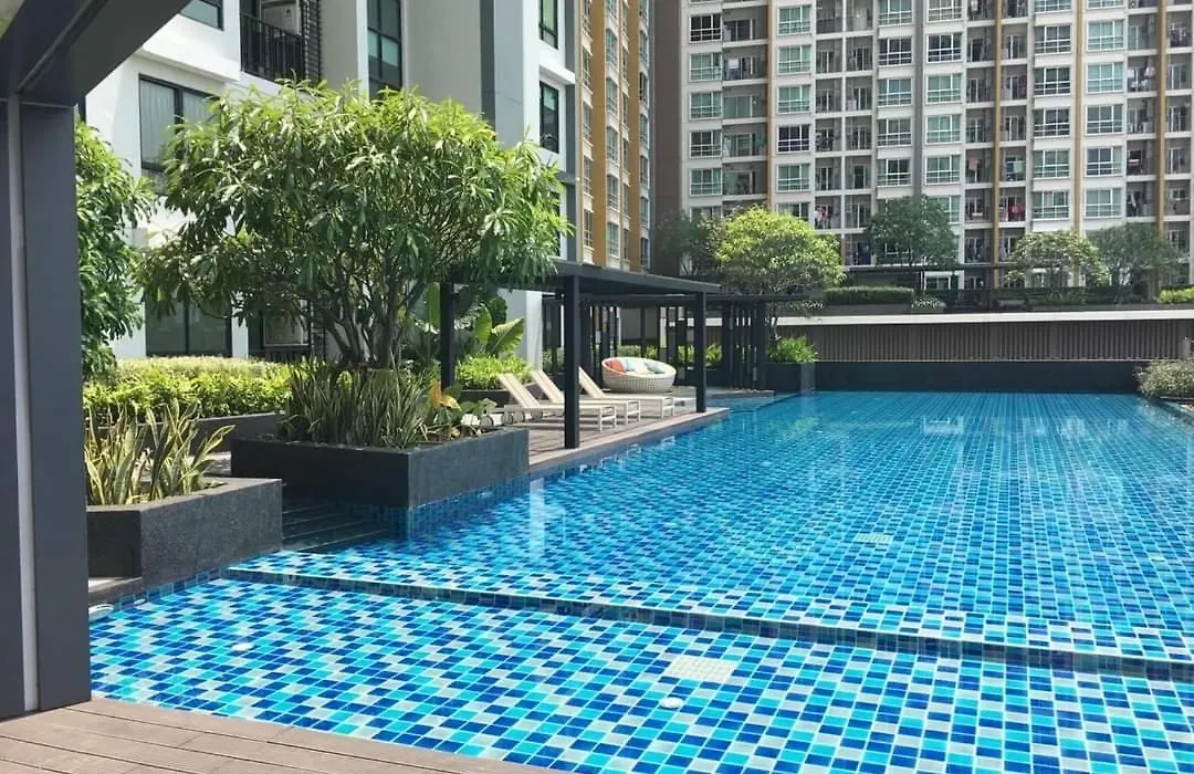 Condo In Bangkok With Swimming Pool Near Malls And Train-1