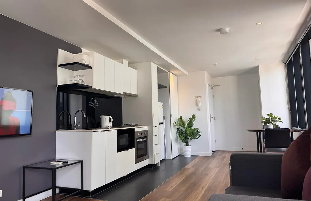 Aura On Flinders Serviced Apartments-1