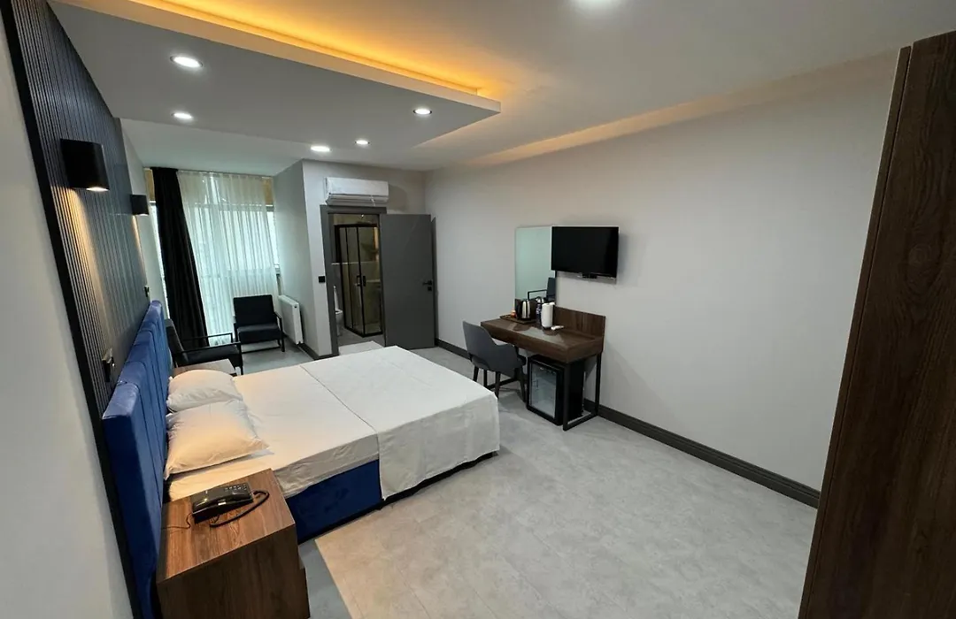 Trio Palace-1