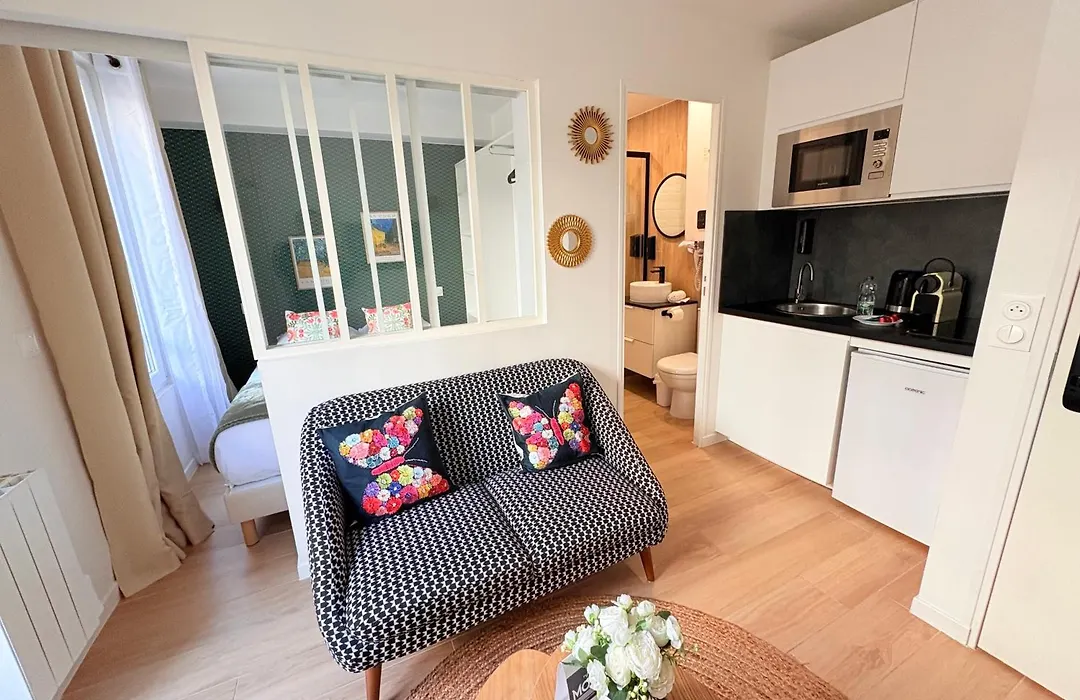 Moret Art Flats Trendy East Paris-1