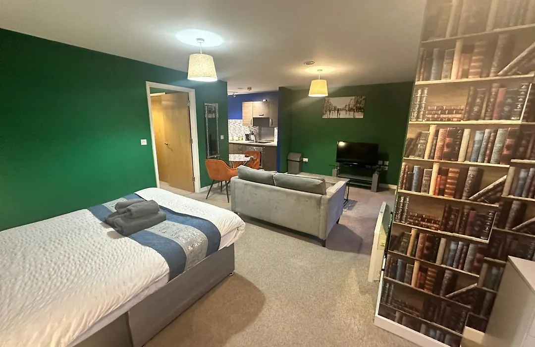 Beehosting Adelphi Wharf Apartments-1