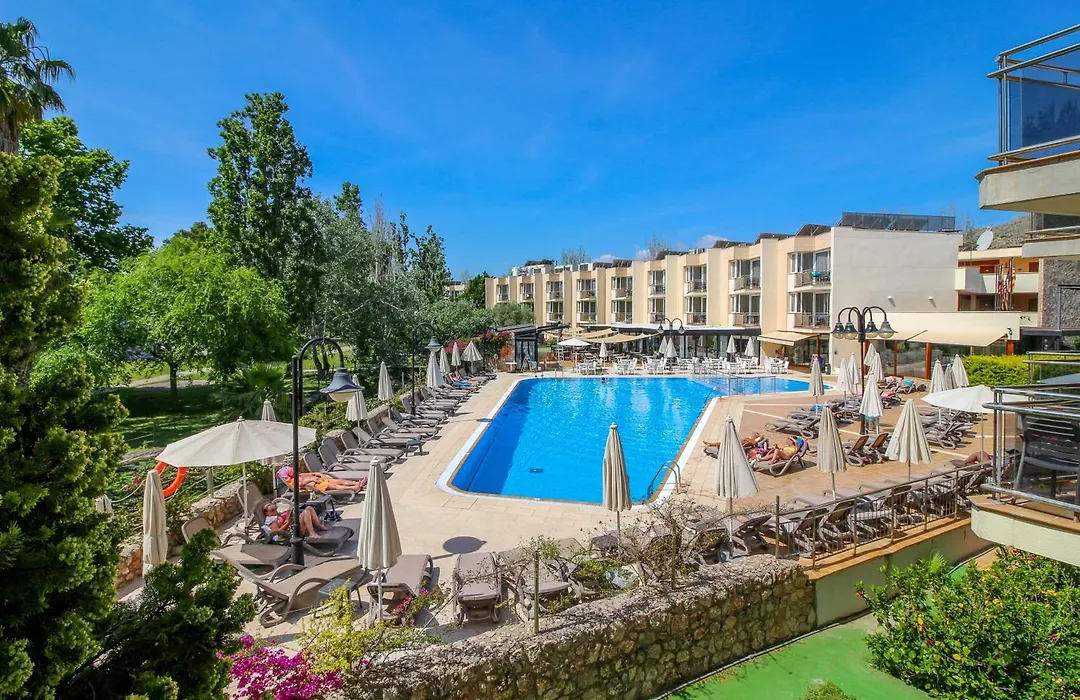 Aparthotel Duva & Spa-1