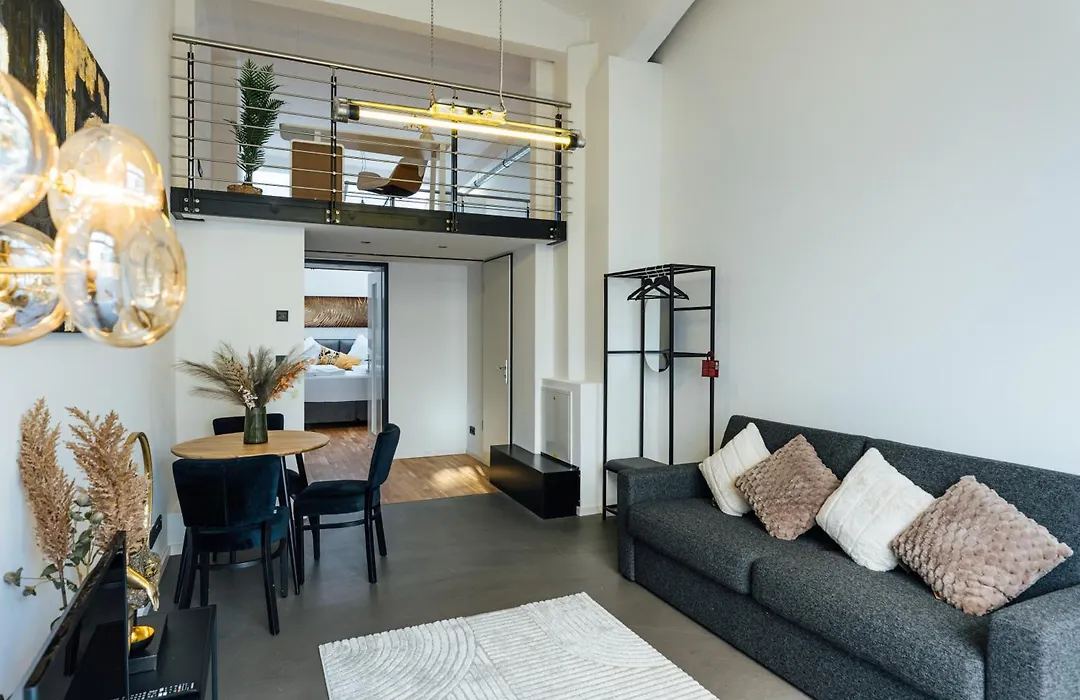 Urban Heaven Aparthotel-1