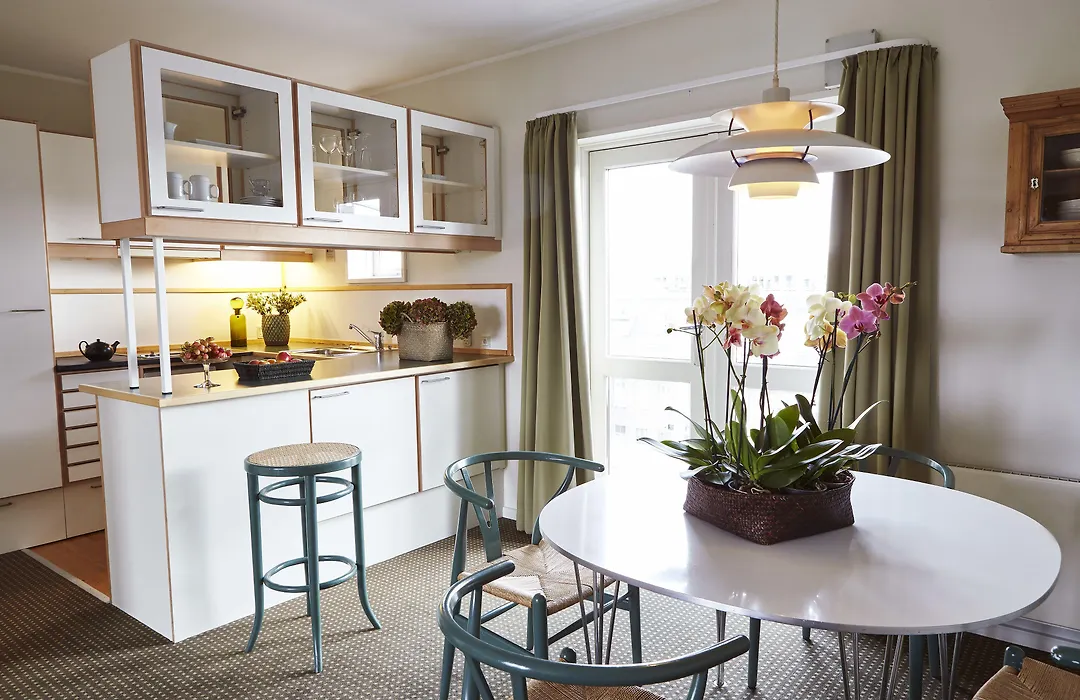 Ascot Apartments-1