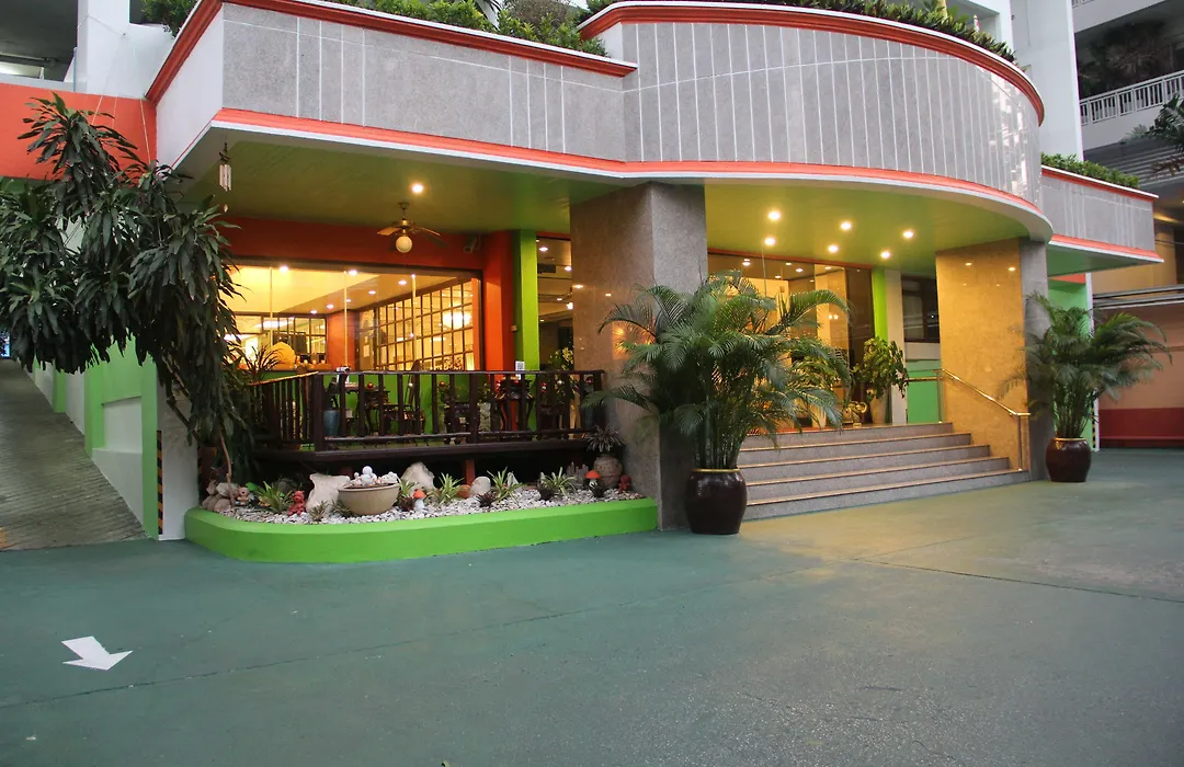 Yellow Ribbon Hills Boutique Suites-1