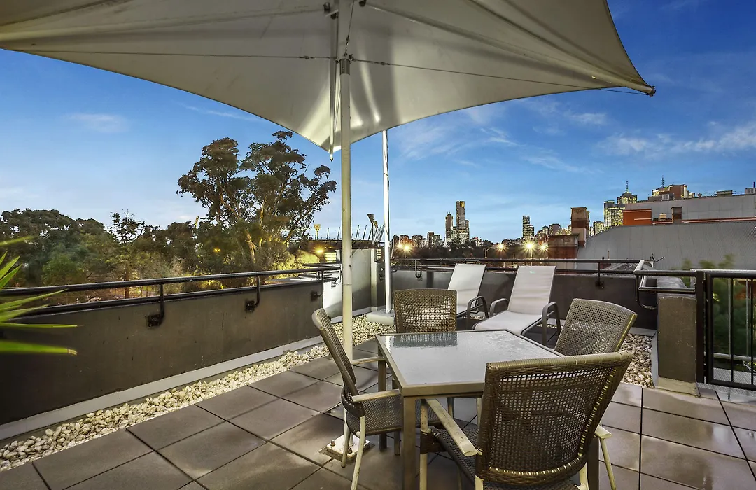 Quest East Melbourne-1