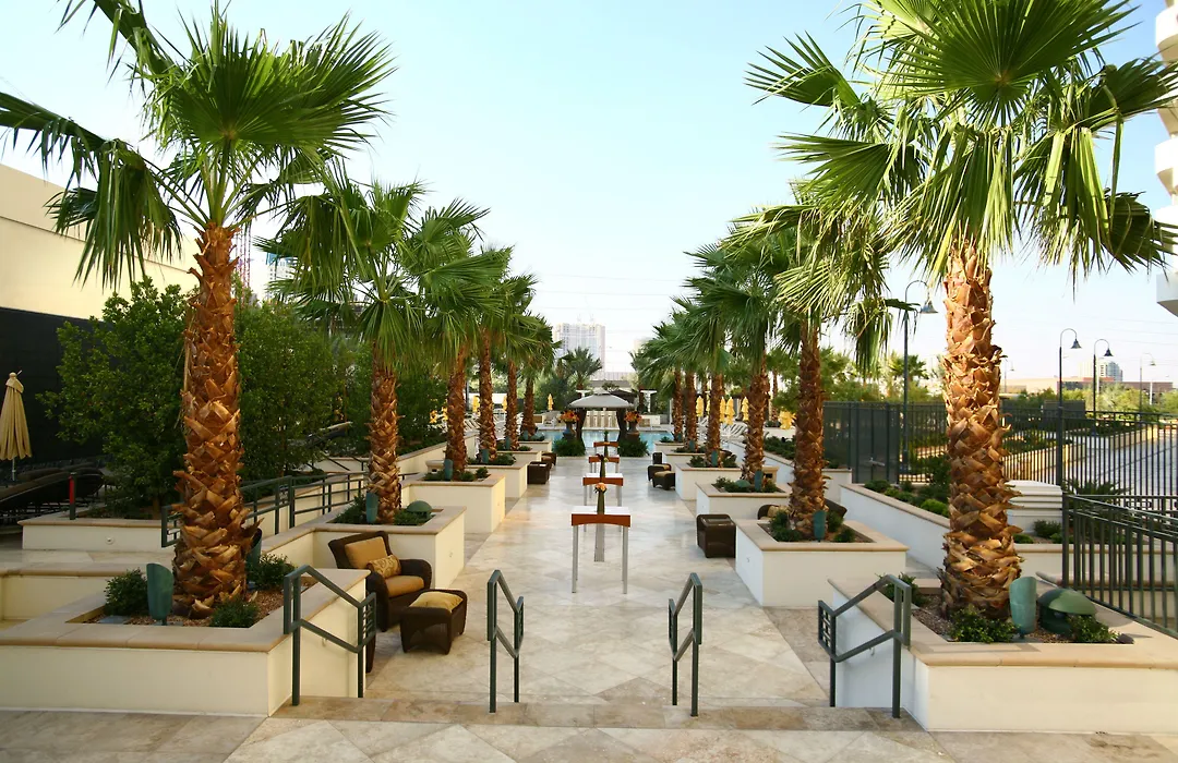 Luxury Suites International At The Signature-1