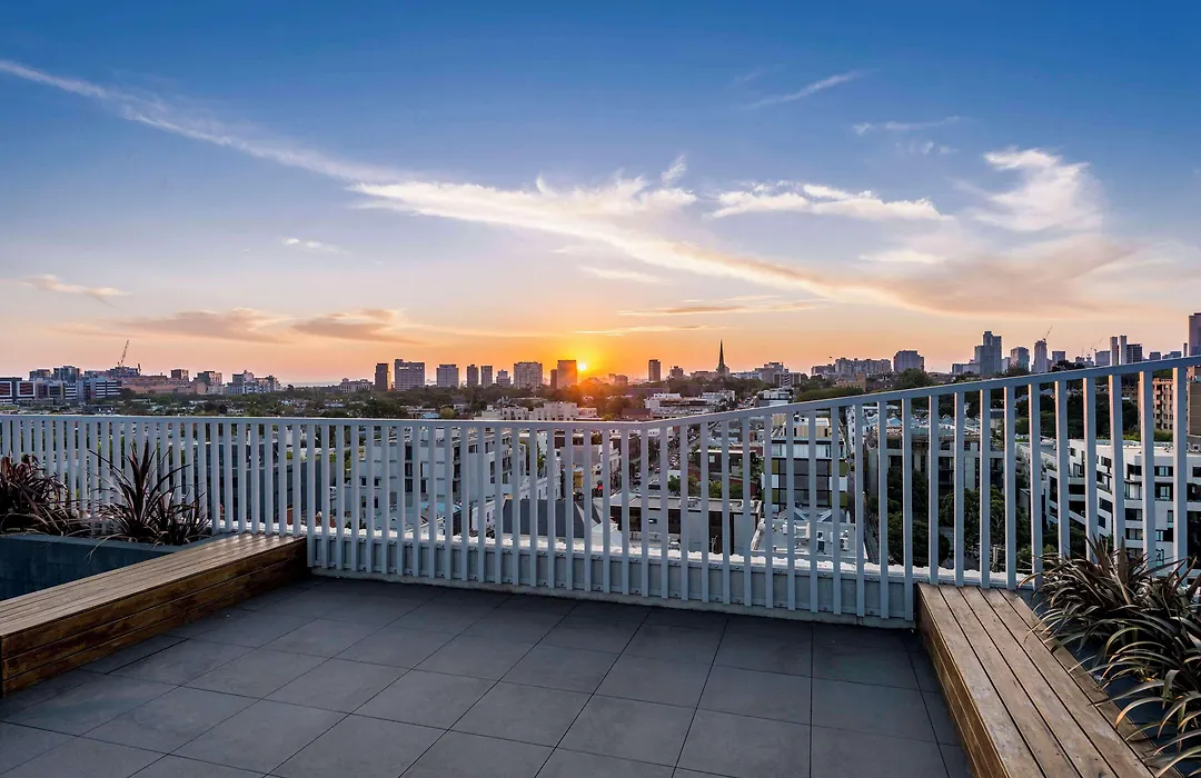 Oaks Melbourne South Yarra Suites-1