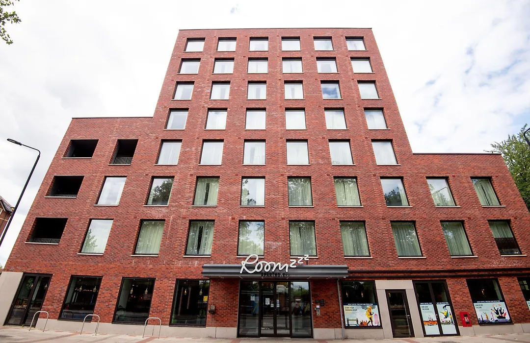 Roomzzz London Stratford-1