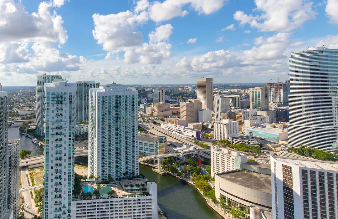 Icon Residences By Ss Vacation Rentals-1