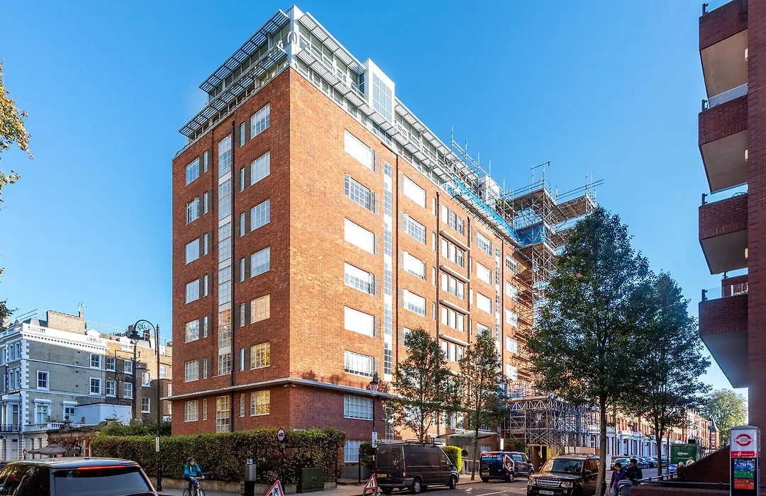 Roland House-1