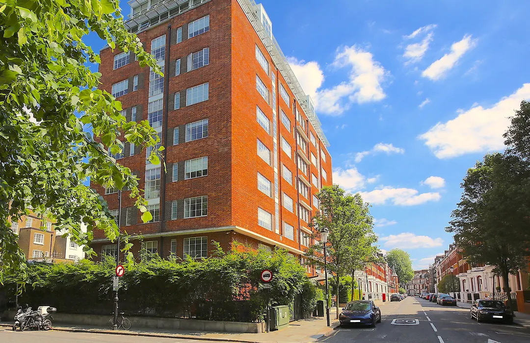 Roland House-1