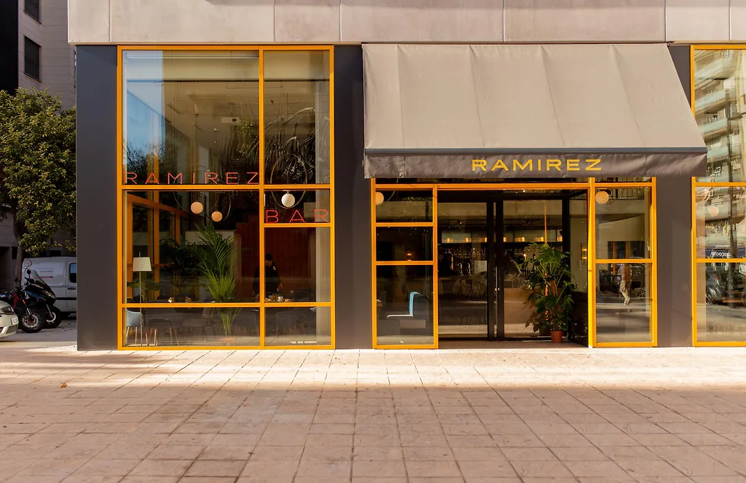 Ramirez Flats Valencia-1