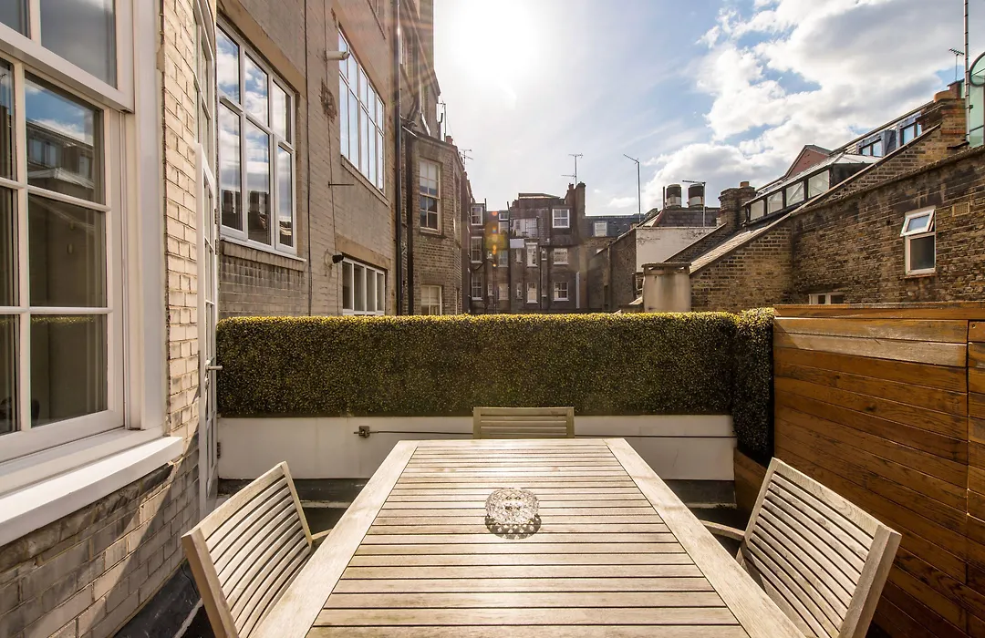 Aka Marylebone-1