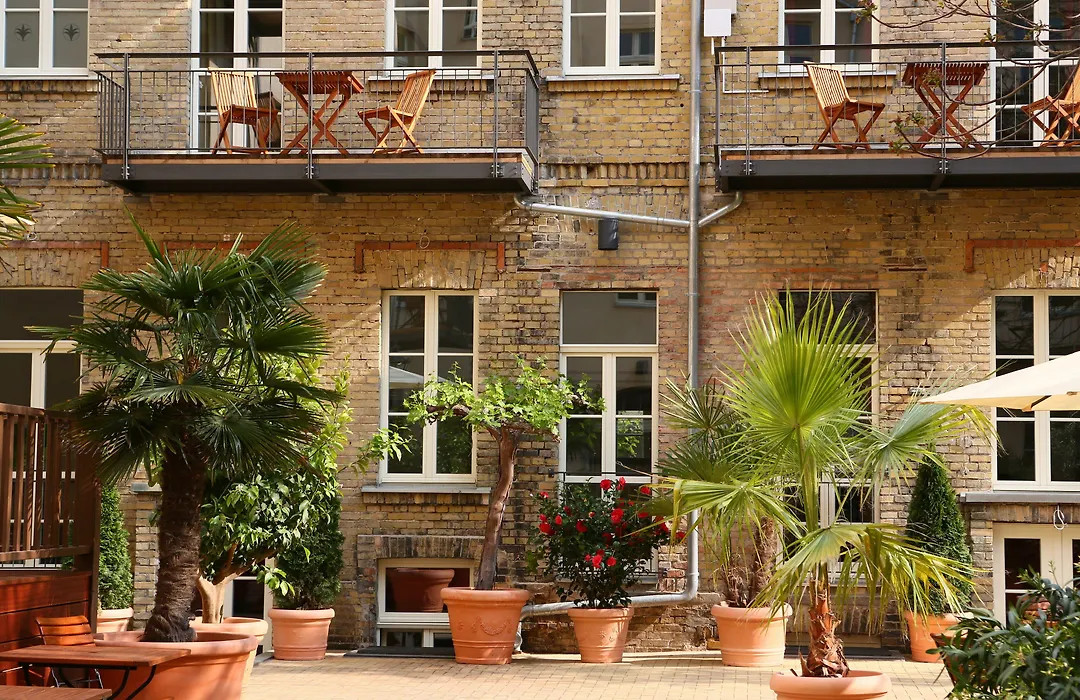 Garden Living - Boutique Hotel-1