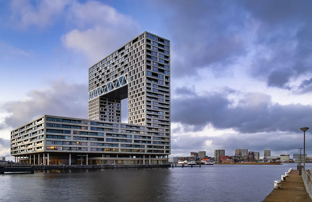 Eric Voekel Boutique Apartments - Riverfront Suites-1