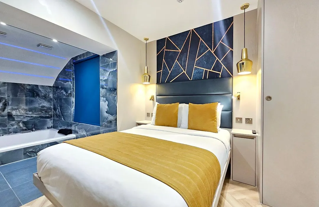 Nox Earls Court-1