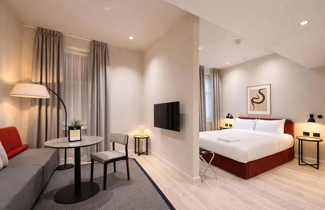 Vcity Suites At The Teacher-1