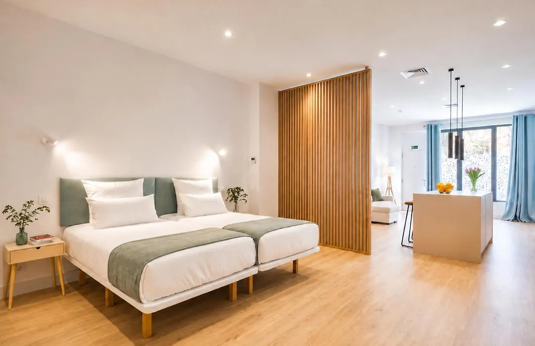 Paseo Suites Hotel-1