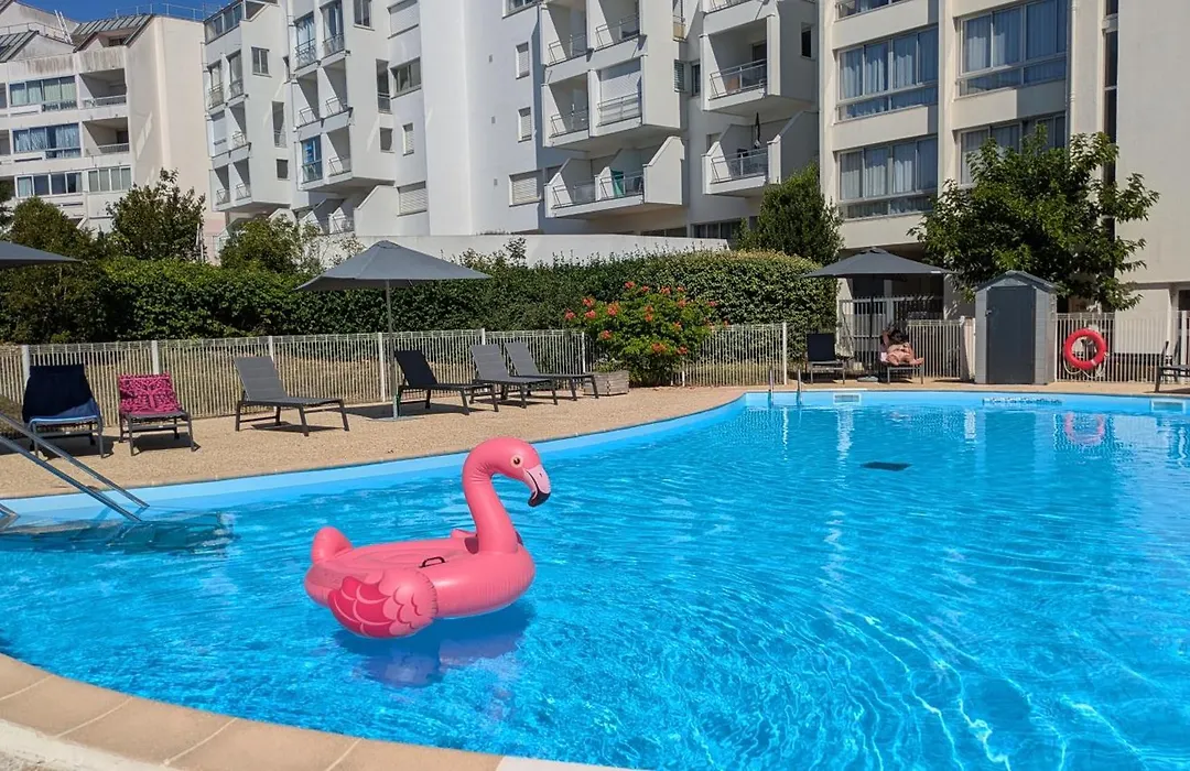 Residence Avec Piscine Face Au Port 200M Plage-1