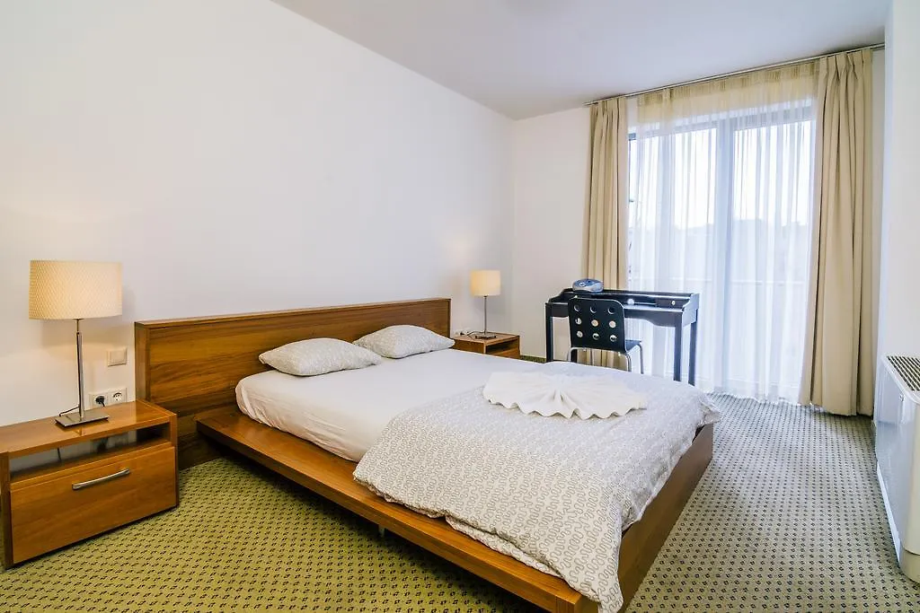 City Gardens Hotel & Wellness-1