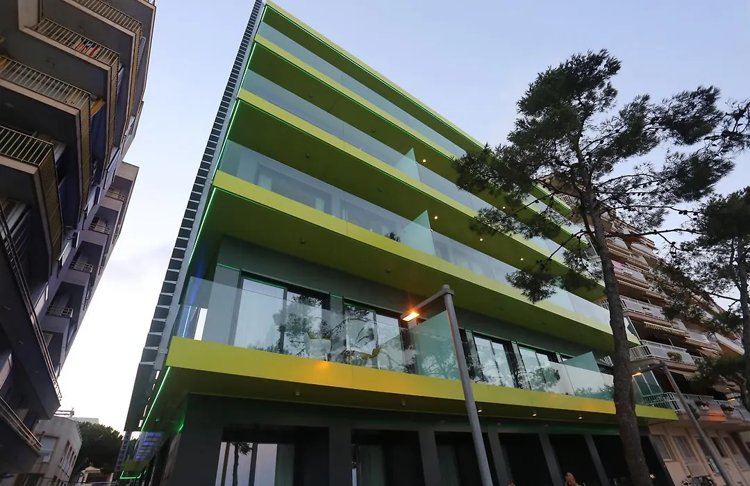 Cosmo Apartments Platja D'Aro-1