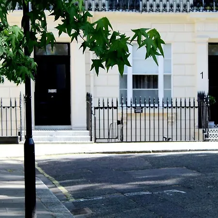 1 Craven Hill Gardens-2