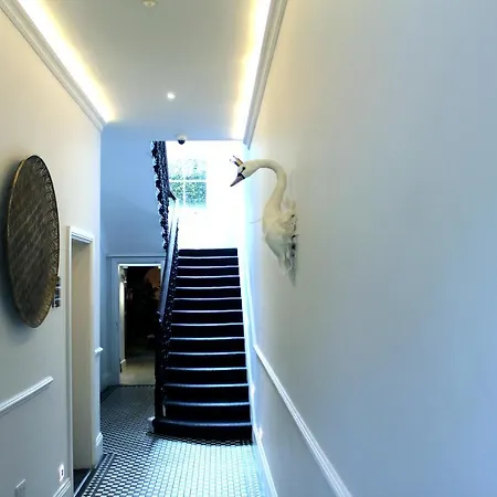 1 Craven Hill Gardens-3