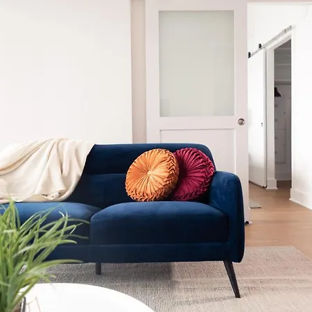 Whyhotel By Placemakr, Union Market-2