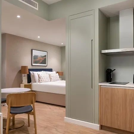 The Lincoln Suites-2
